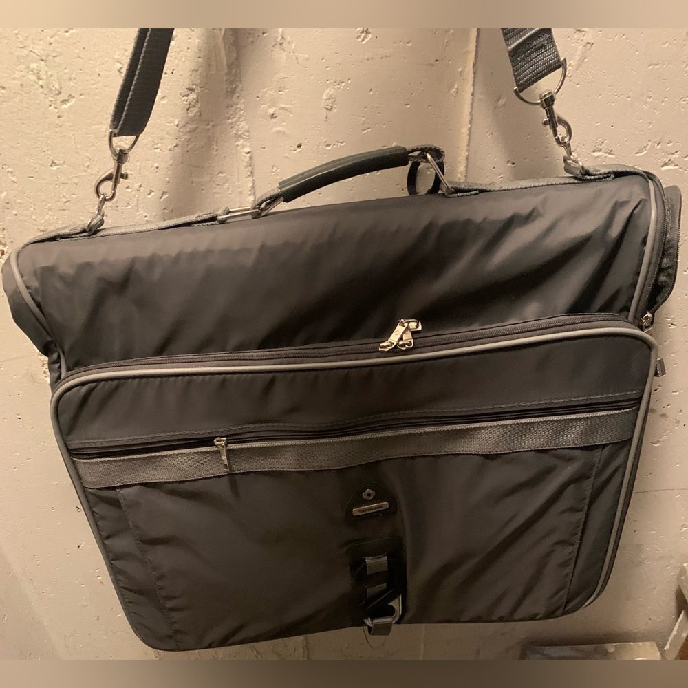 Samsonite Garment Bag